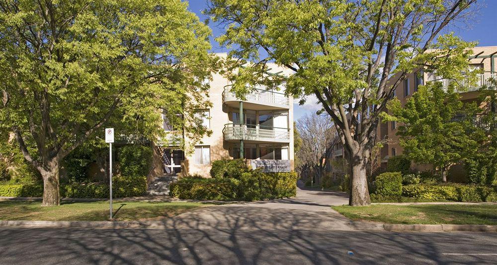 Kingston Terrace Serviced Apartments Канберра Экстерьер фото