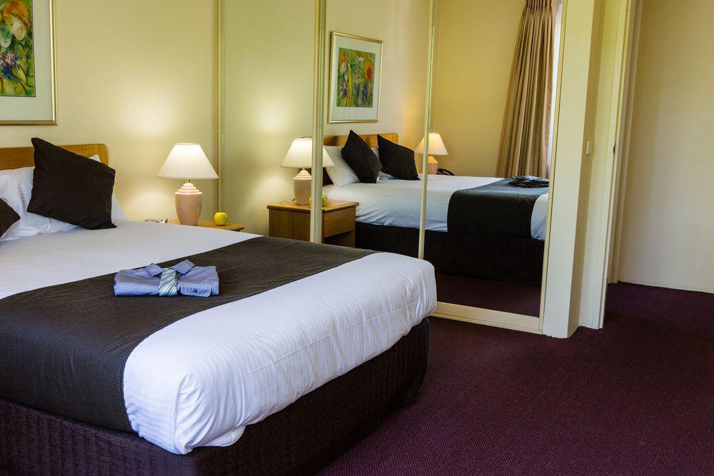 Kingston Terrace Serviced Apartments Канберра Экстерьер фото